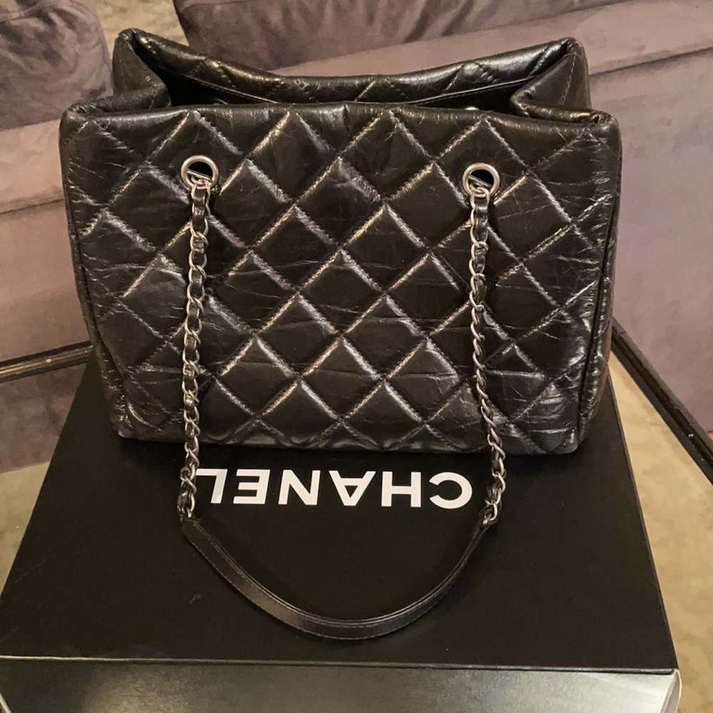 Chanel tote lamb skin quilted black bag - Picture 5 of 15